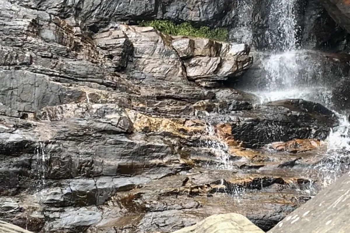 Lover's Leap viewpoint & falls